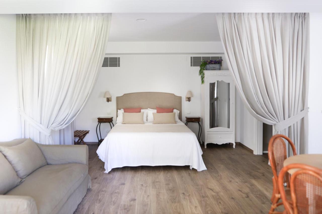 Le Petit Boutique Hotel (Adults Only) Сантандер Екстериор снимка