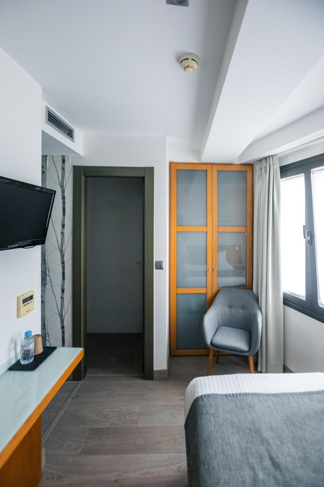 Le Petit Boutique Hotel (Adults Only) Сантандер Екстериор снимка