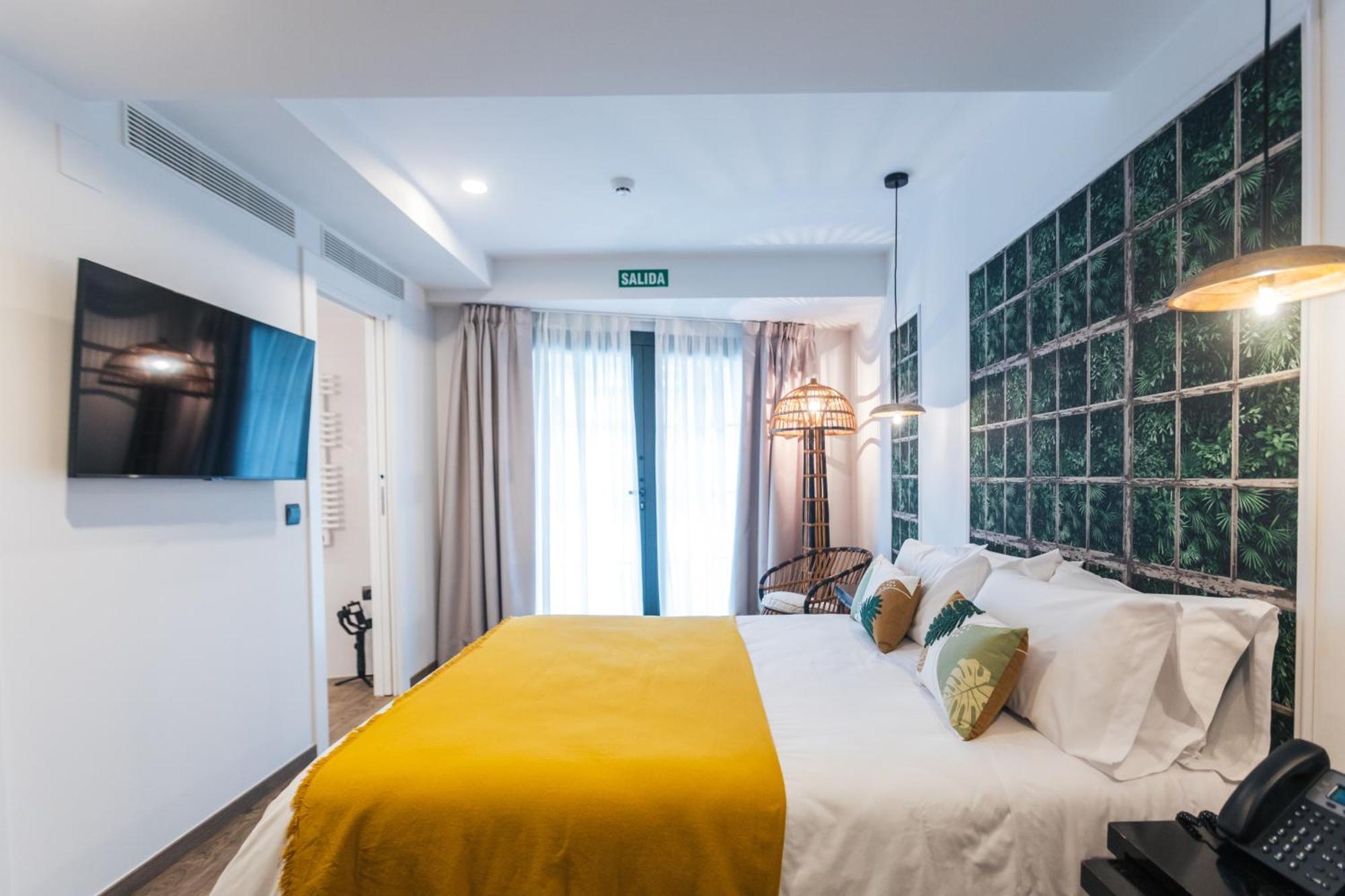 Le Petit Boutique Hotel (Adults Only) Сантандер Екстериор снимка