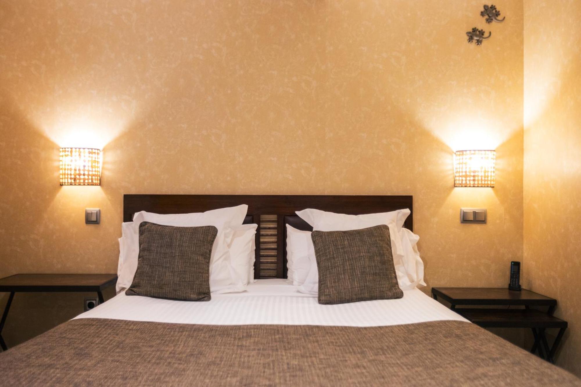 Le Petit Boutique Hotel (Adults Only) Сантандер Екстериор снимка