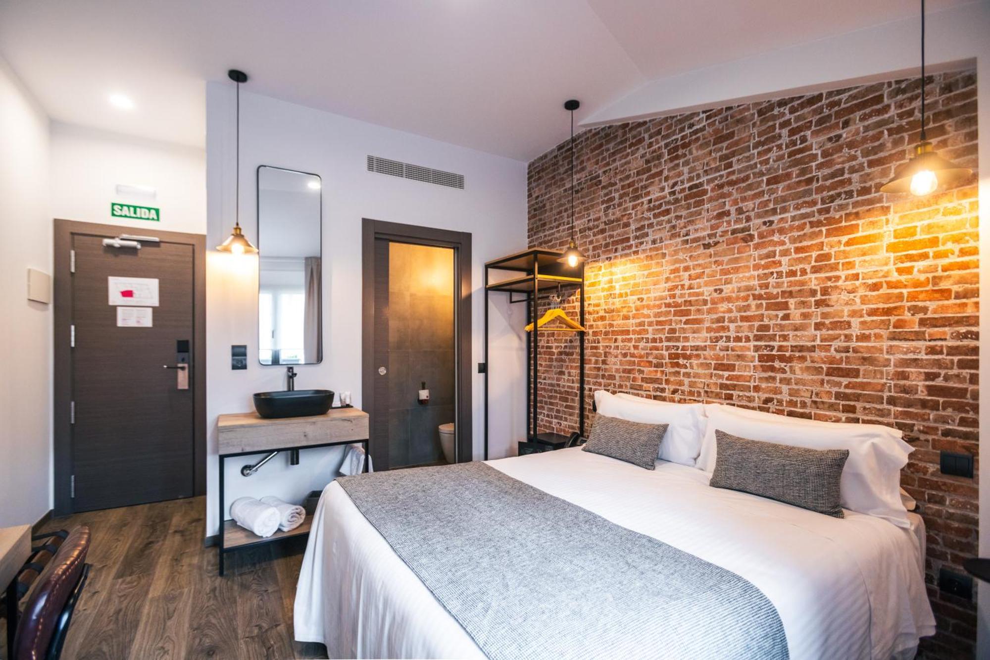 Le Petit Boutique Hotel (Adults Only) Сантандер Екстериор снимка