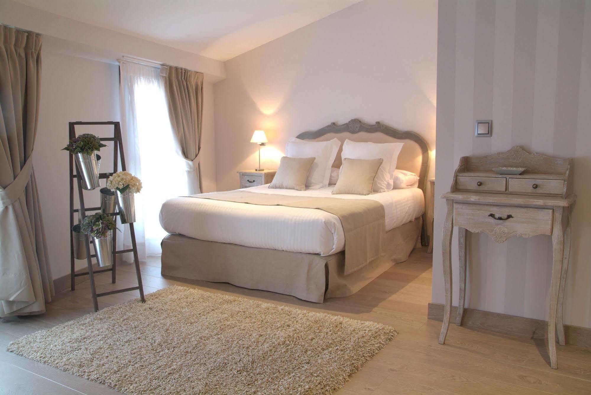 Le Petit Boutique Hotel (Adults Only) Сантандер Екстериор снимка